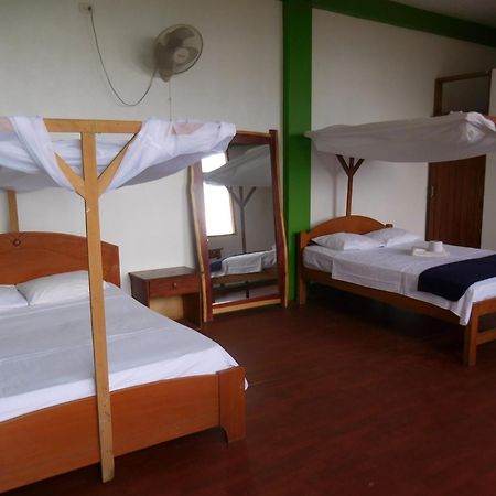 Tambopata Hostel ปูแอร์โต มัลโดนาโด ภายนอก รูปภาพ