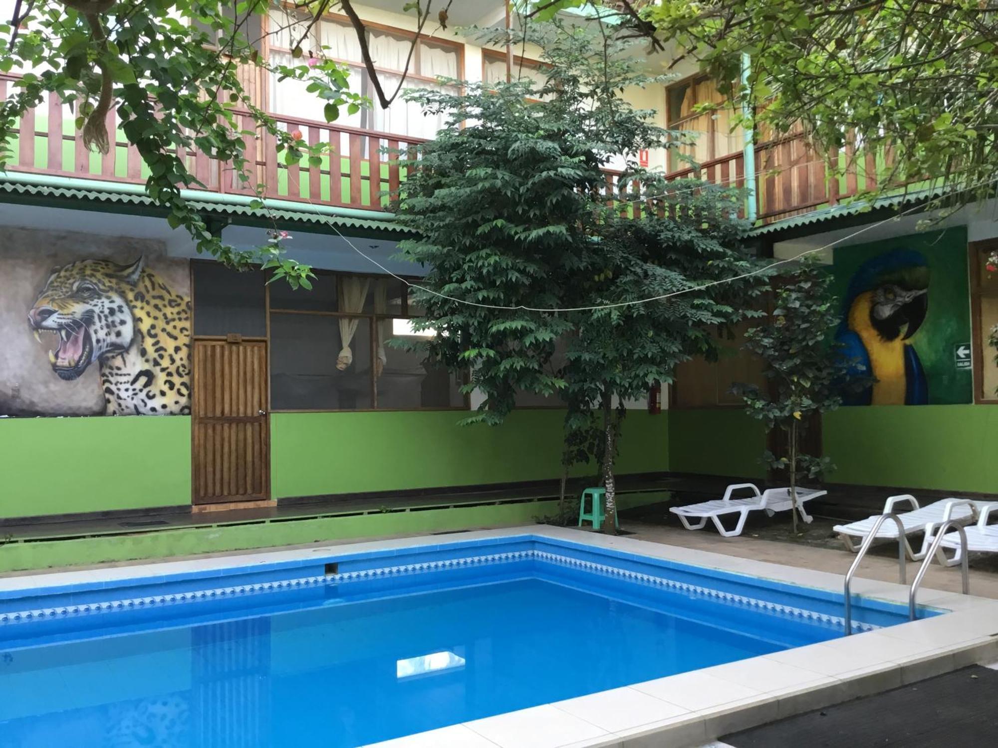 Tambopata Hostel ปูแอร์โต มัลโดนาโด ภายนอก รูปภาพ