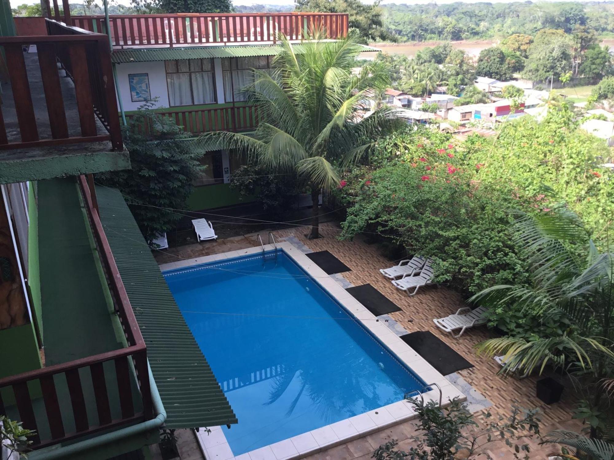 Tambopata Hostel ปูแอร์โต มัลโดนาโด ภายนอก รูปภาพ