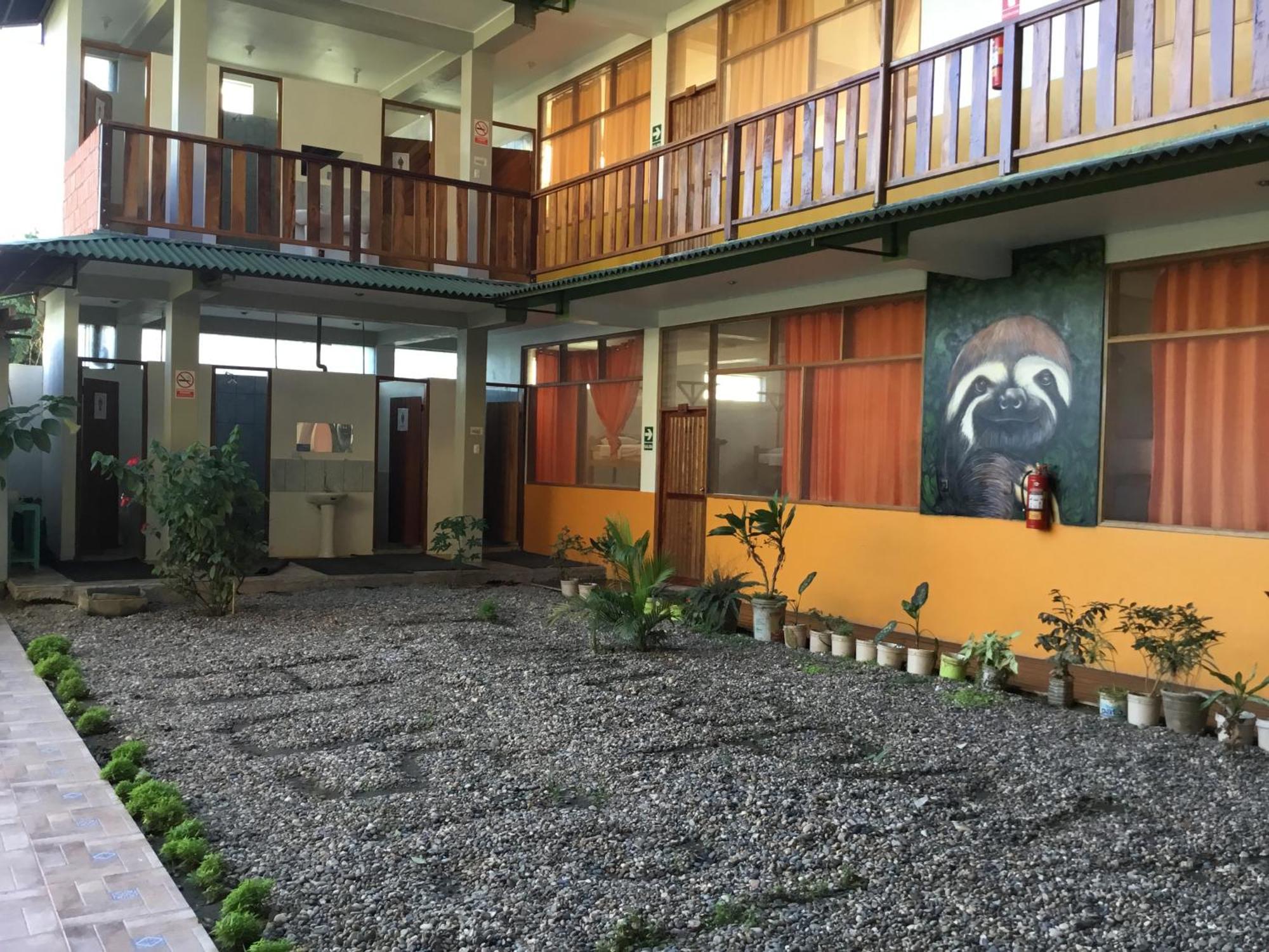 Tambopata Hostel ปูแอร์โต มัลโดนาโด ภายนอก รูปภาพ
